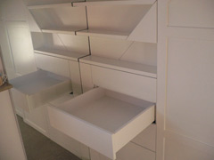 Begehbarer Kleiderschrank